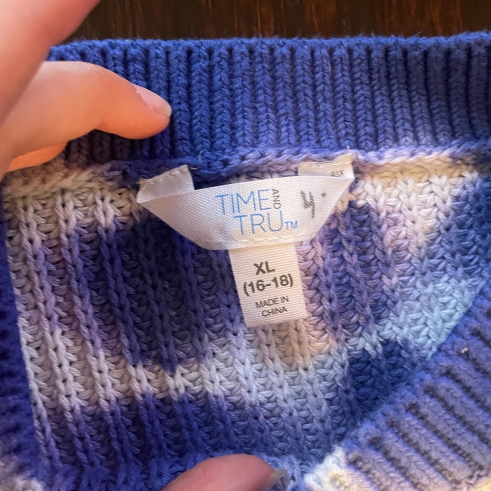 Oversized tie dye blue & white sweater - Picture 2 of 3
